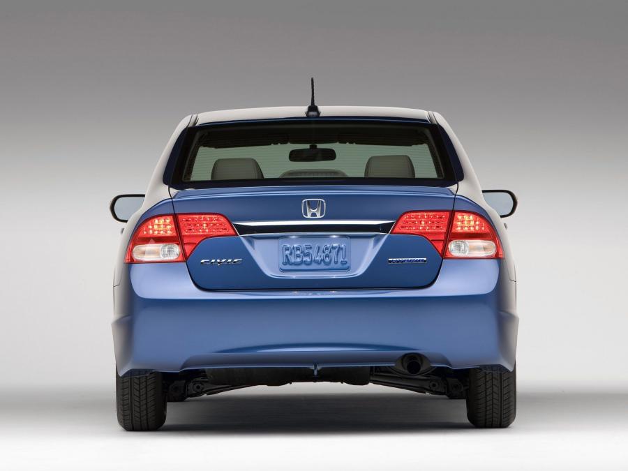  Honda Civic Hybrid 2008 года  (фото 19 из 25)